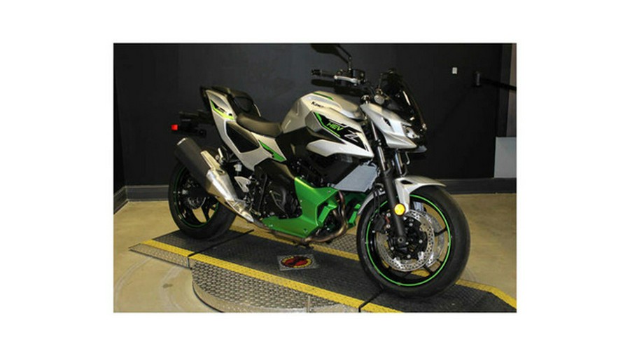 2024 Kawasaki Z7 Hybrid ABS