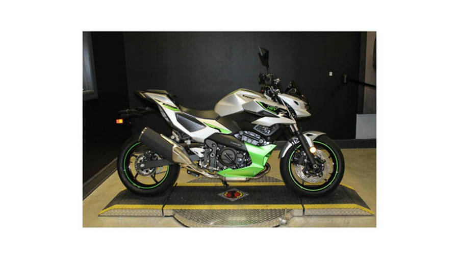 2024 Kawasaki Z7 Hybrid ABS