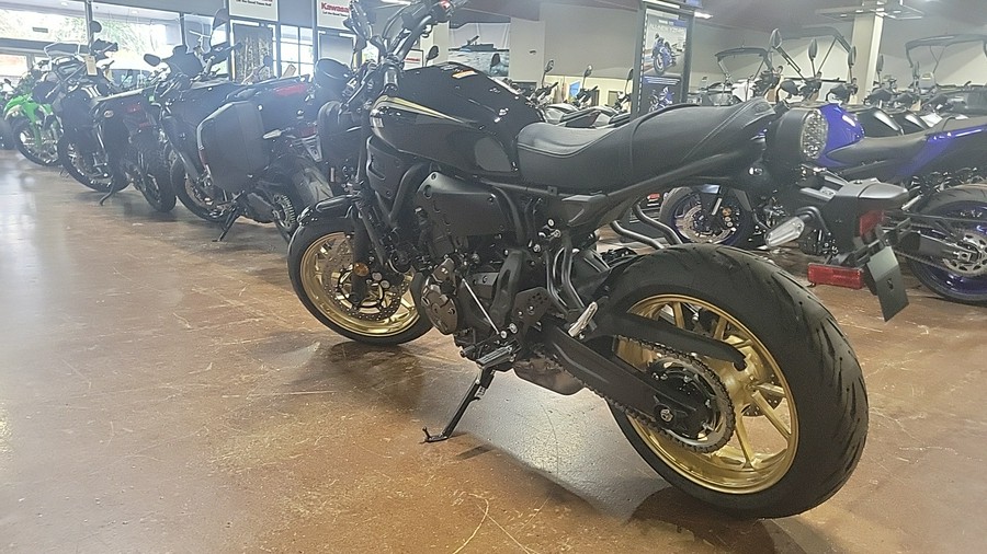 2025 Yamaha XSR700SB