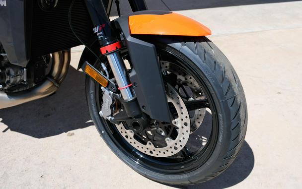 2027 KTM 990 DUKE
