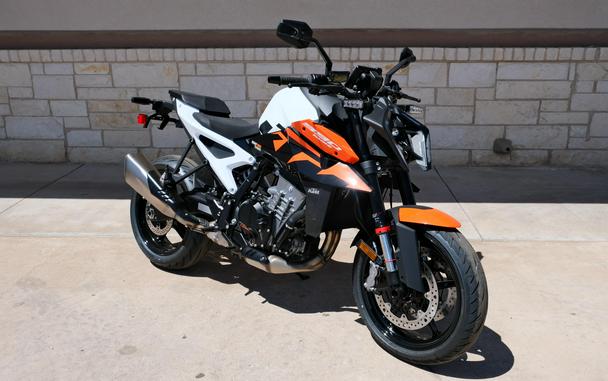 2027 KTM 990 DUKE