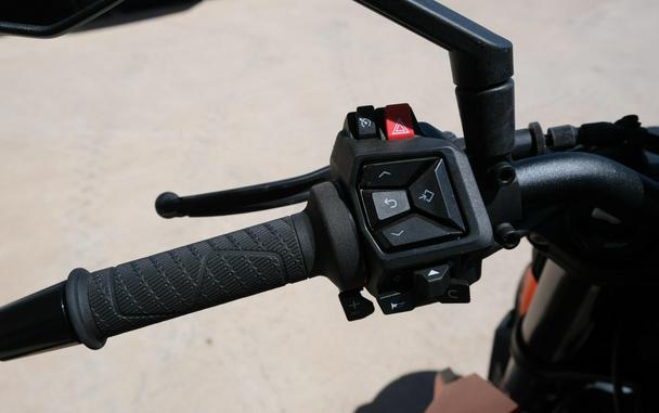 2027 KTM 990 DUKE