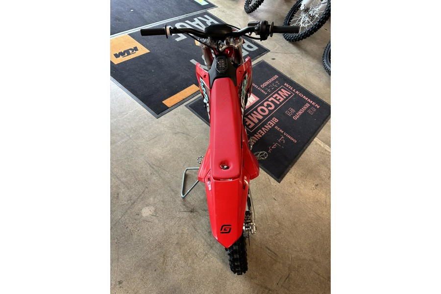 2027 GASGAS MC-E 5
