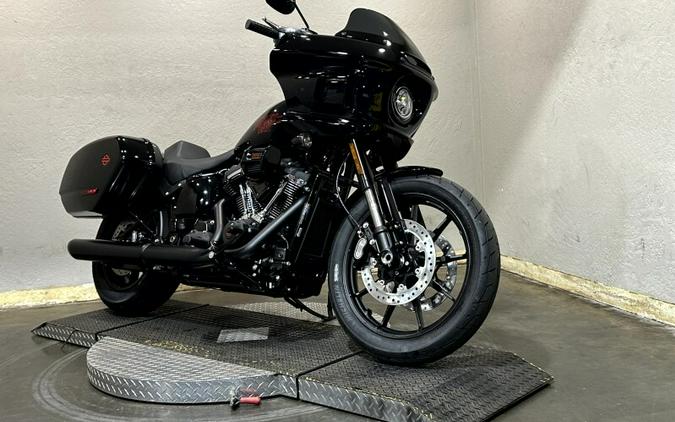 2026 Harley-Davidson® Low Rider™ ST Vivid Black Black Trim