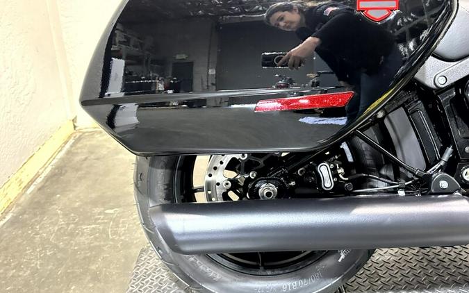 2026 Harley-Davidson® Low Rider™ ST Vivid Black Black Trim