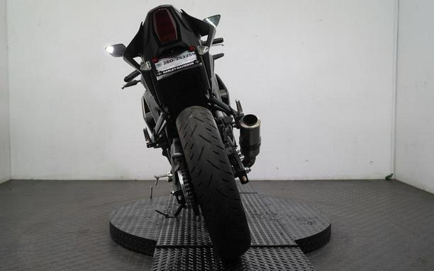 2025 Yamaha YZF-R3