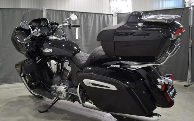 2024 Indian Motorcycle® Pursuit® Limited Black Metallic