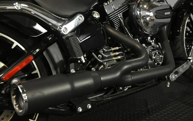 2017 Harley-Davidson Breakout