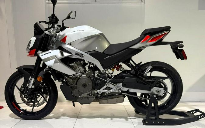2026 Aprilia Tuono 457