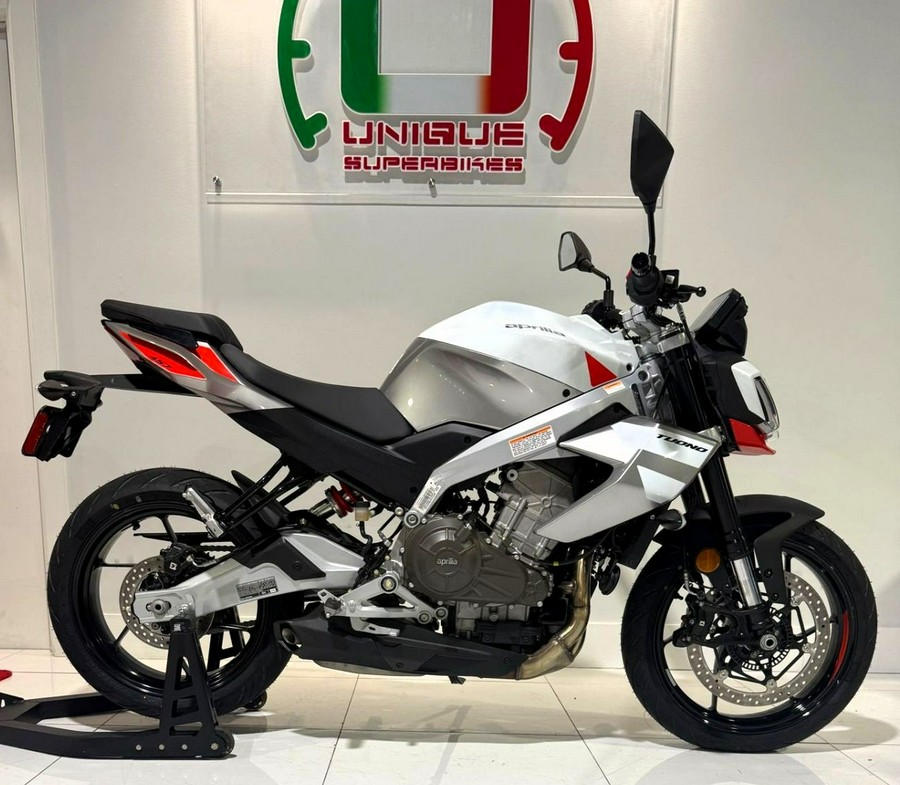 2026 Aprilia Tuono 457