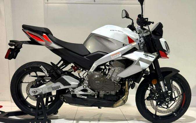 2026 Aprilia Tuono 457