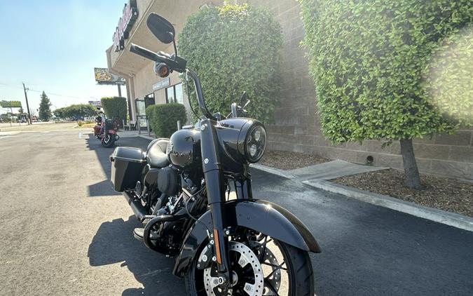 FLHRXS 2025 Road King Special