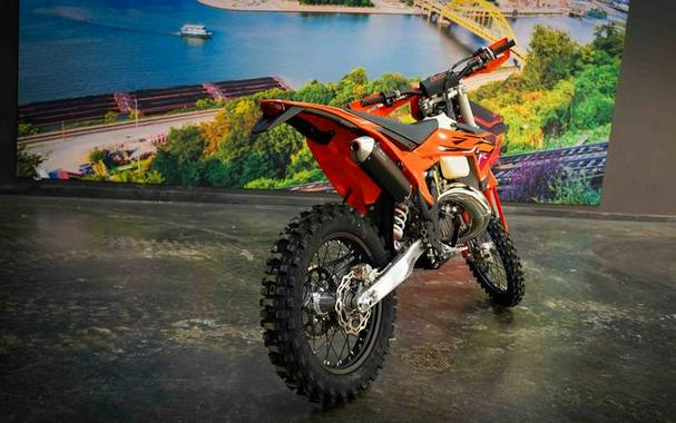 2026 KTM 150 XC-W