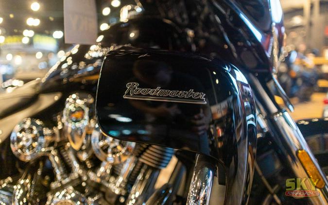 2017 Indian Motorcycle ROADMASTER THUNDER BLK 49ST Base