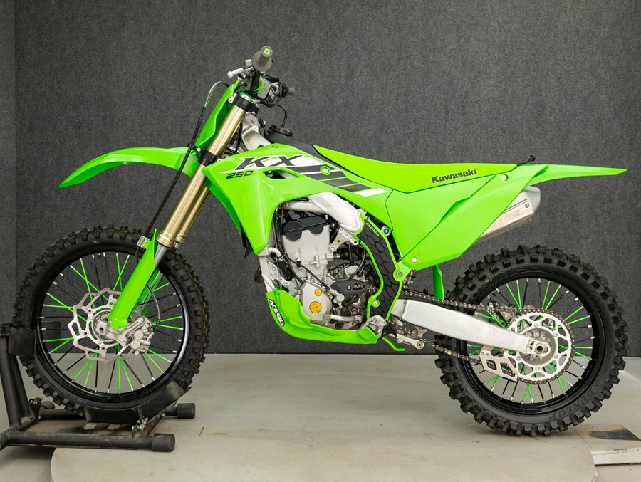 2025 KAWASAKI KX 250