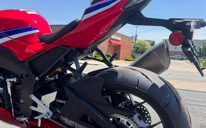 2026 Honda CBR1000RR-R Fireblade SP