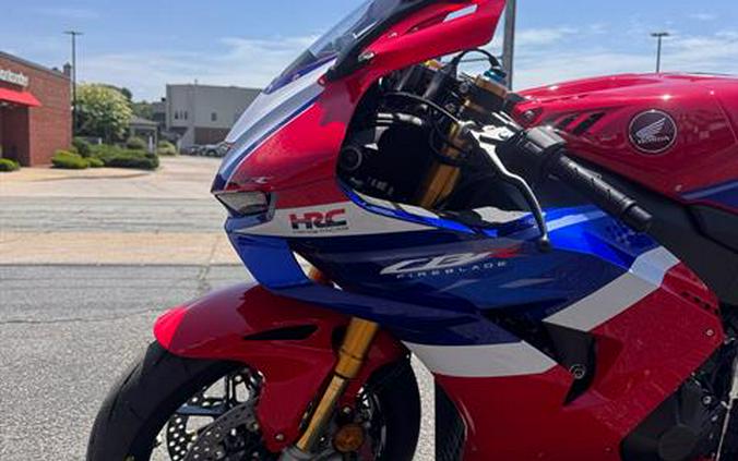 2026 Honda CBR1000RR-R Fireblade SP