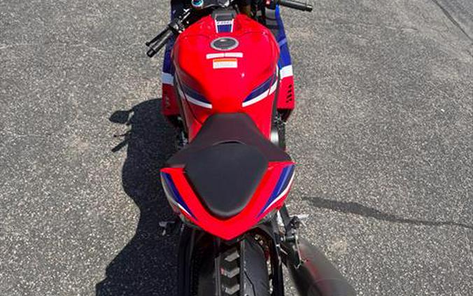 2026 Honda CBR1000RR-R Fireblade SP