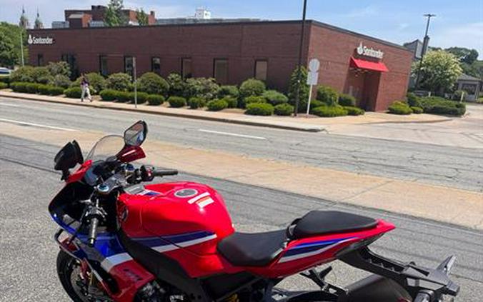2026 Honda CBR1000RR-R Fireblade SP