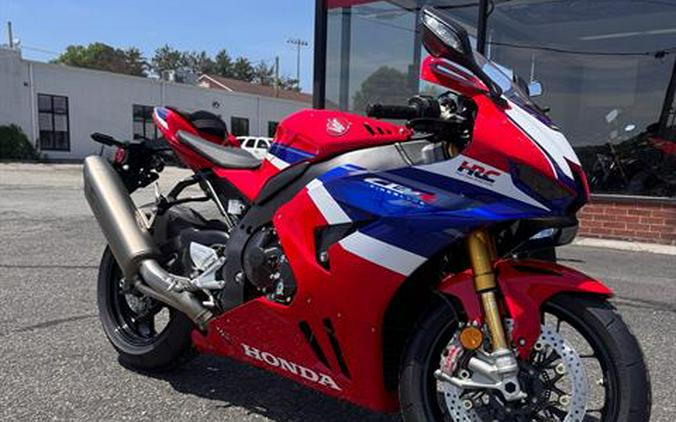 2026 Honda CBR1000RR-R Fireblade SP