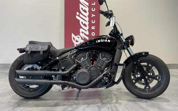 2021 Indian Scout Bobber Sixty Review [Urban Motorcycle Test]