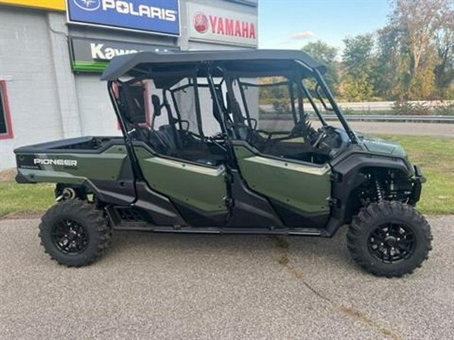 2023 Honda Pioneer 1000-6 Deluxe Crew