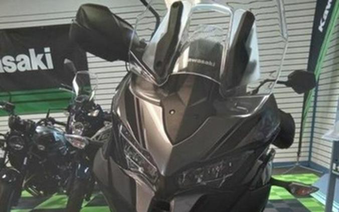 2023 Kawasaki Versys 1000 SE LT+