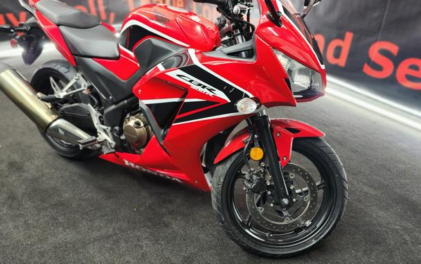 2017 Honda CBR300R