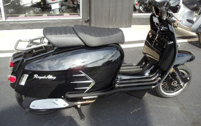2025 Genuine Scooter Co Grand Prix 300s