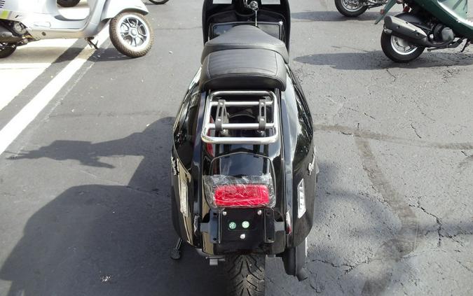 2025 Genuine Scooter Co Grand Prix 300s