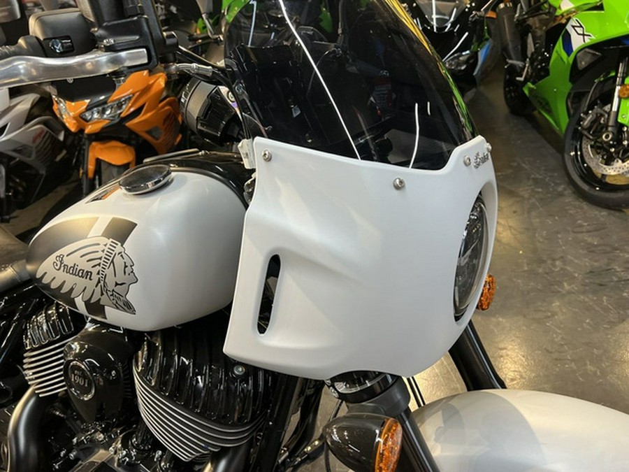 2024 Indian Sport Chief Ghost White Metallic Smoke