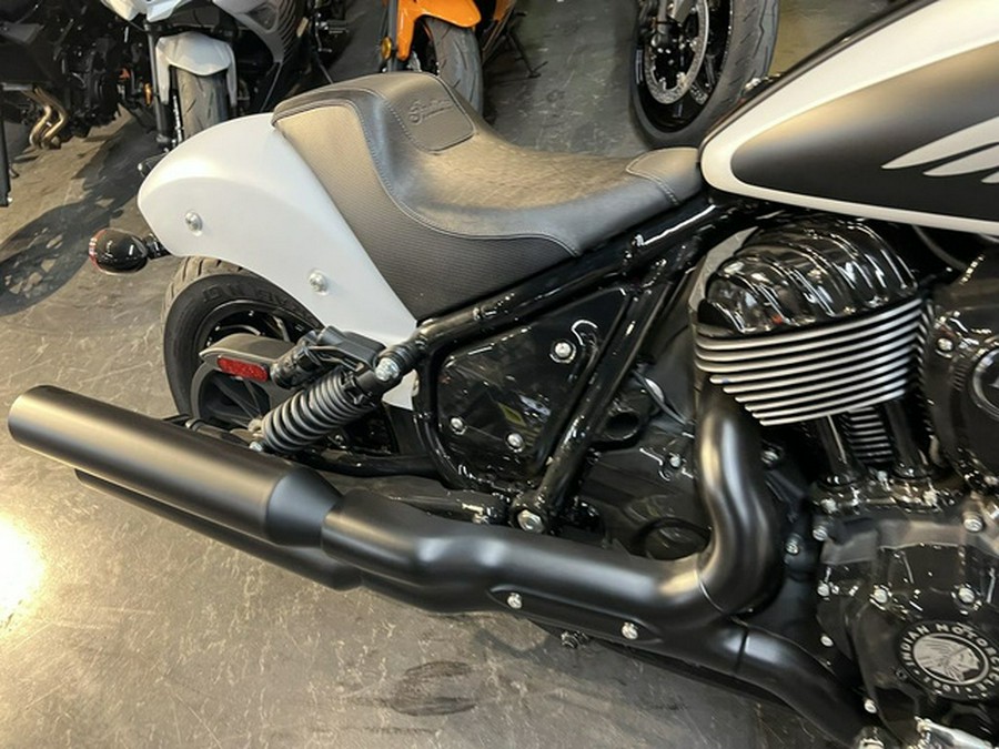 2024 Indian Sport Chief Ghost White Metallic Smoke