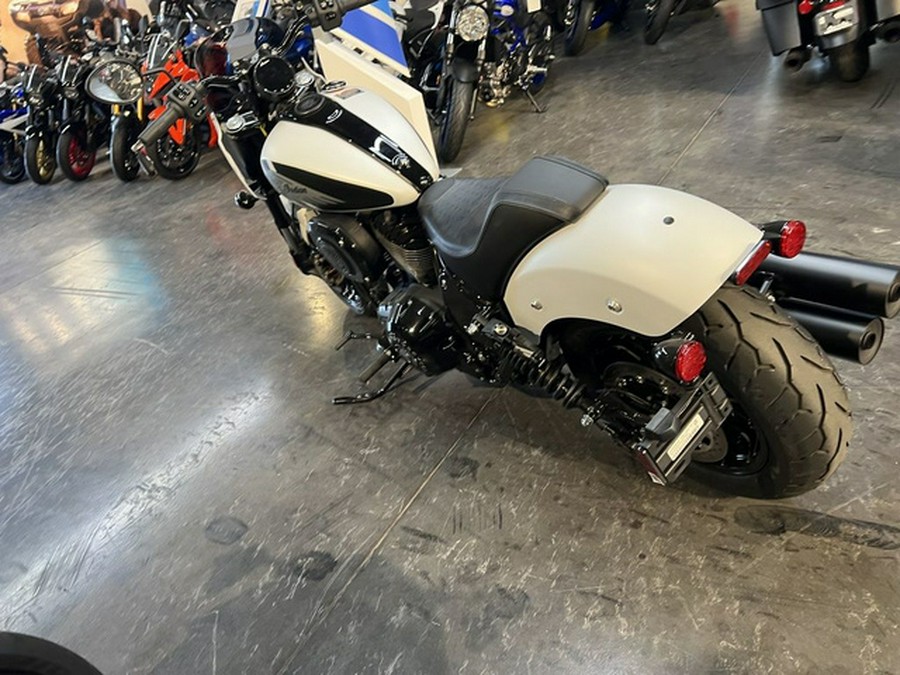 2024 Indian Sport Chief Ghost White Metallic Smoke