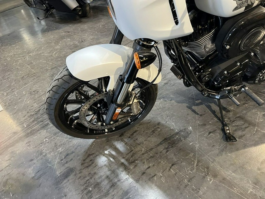 2024 Indian Sport Chief Ghost White Metallic Smoke