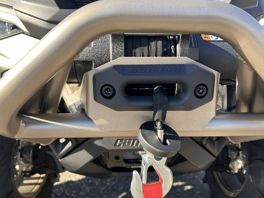 2026 Can-Am Outlander X Mr 1000R Loft Green Satin