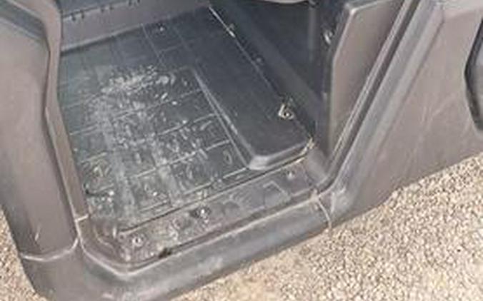 2024 Can-Am® Defender MAX Limited HD10