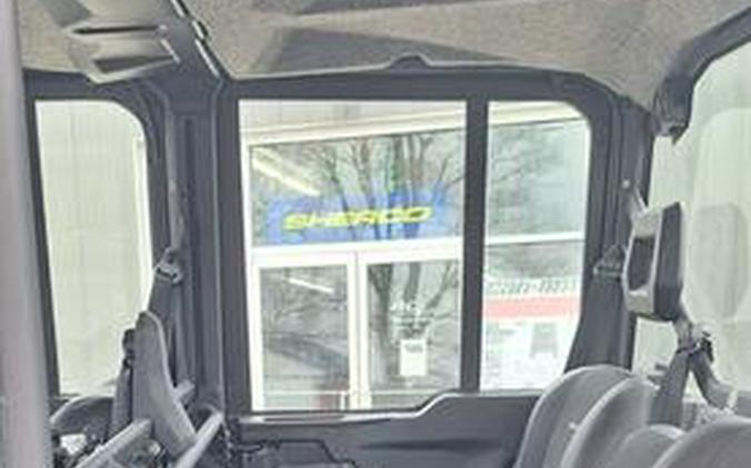 2024 Can-Am® Defender MAX Limited HD10