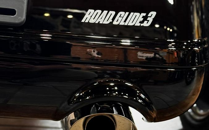 2026 Harley-Davidson® Road Glide 3 Vivid Black
