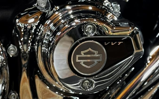 2026 Harley-Davidson® Road Glide 3 Vivid Black