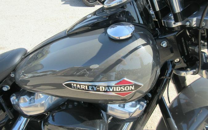 2019 HARLEY SOFTAIL SLIM