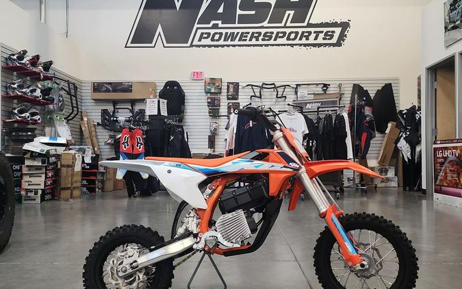 2023 KTM SX-E 5