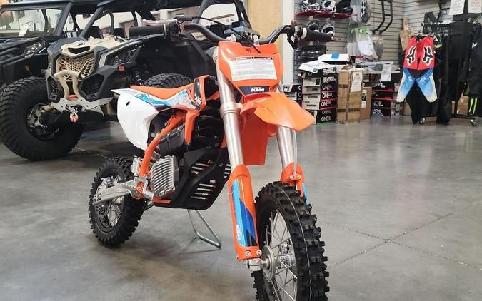 2023 KTM SX-E 5