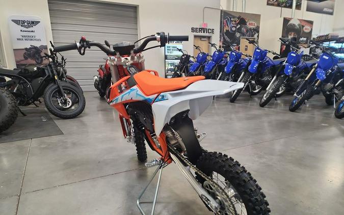 2023 KTM SX-E 5