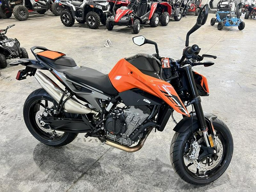 2023 KTM 790 Duke