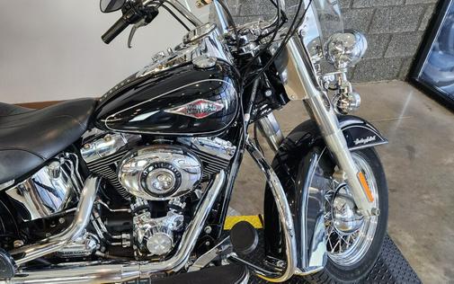 2015 Harley-Davidson® Heritage Softail® Classic FLSTC