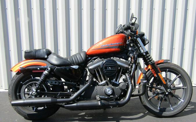 2022 Harley-Davidson Iron 883 Review [Air-Cooled Sportster]