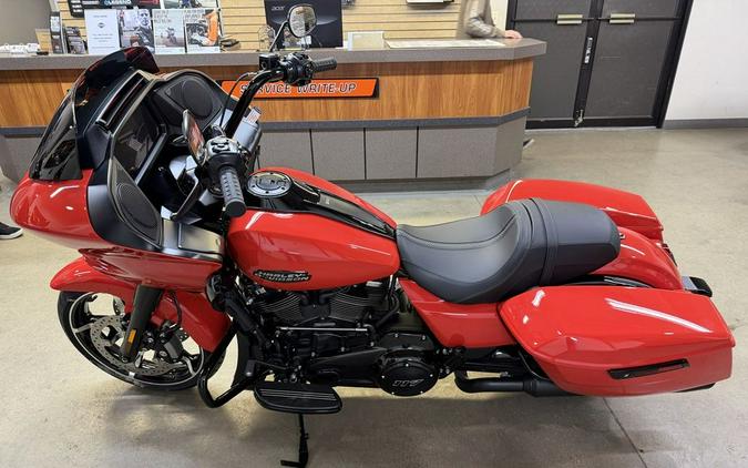 2026 Harley-Davidson® FLTRX - Road Glide®