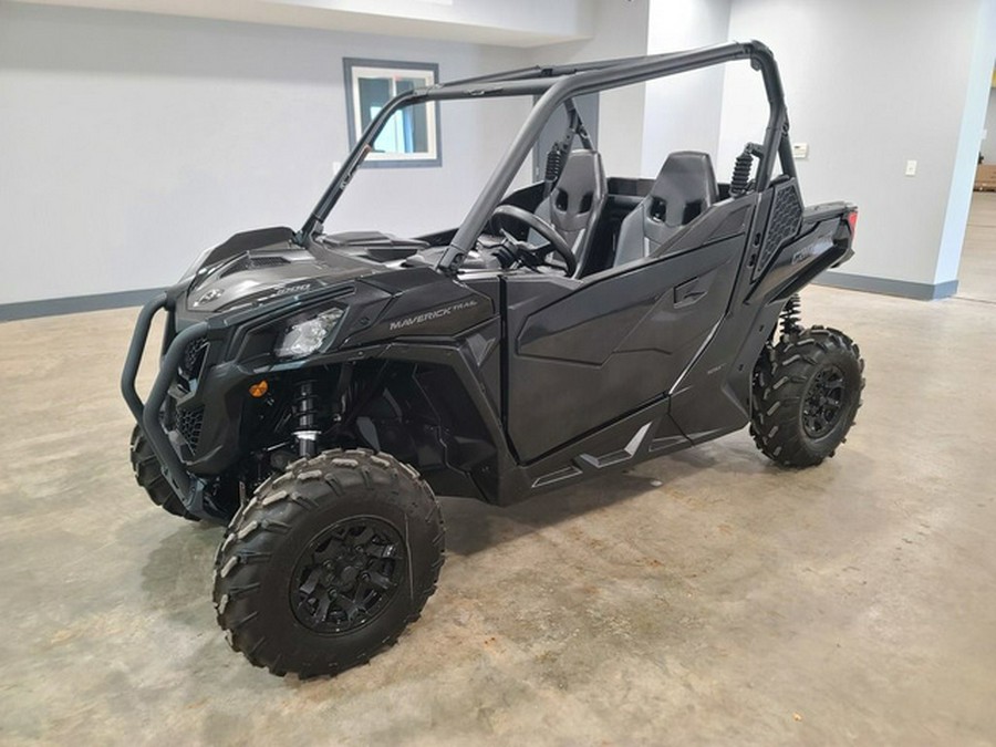 2023 Can-Am Maverick Trail DPS 1000
