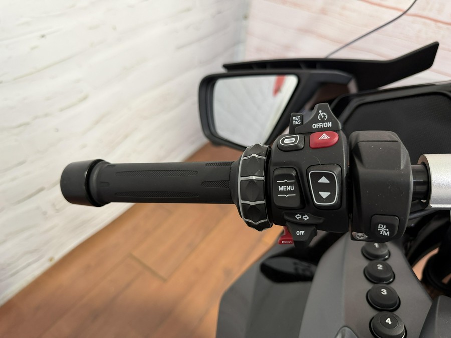 2026 BMW R 1300 RT AUTOSHIFT TRIPLE BLACK PACKAGE