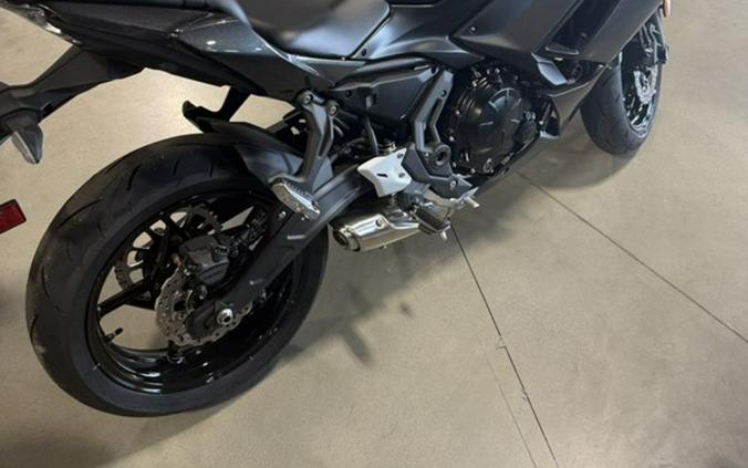 2026 Kawasaki Ninja® 650 Base